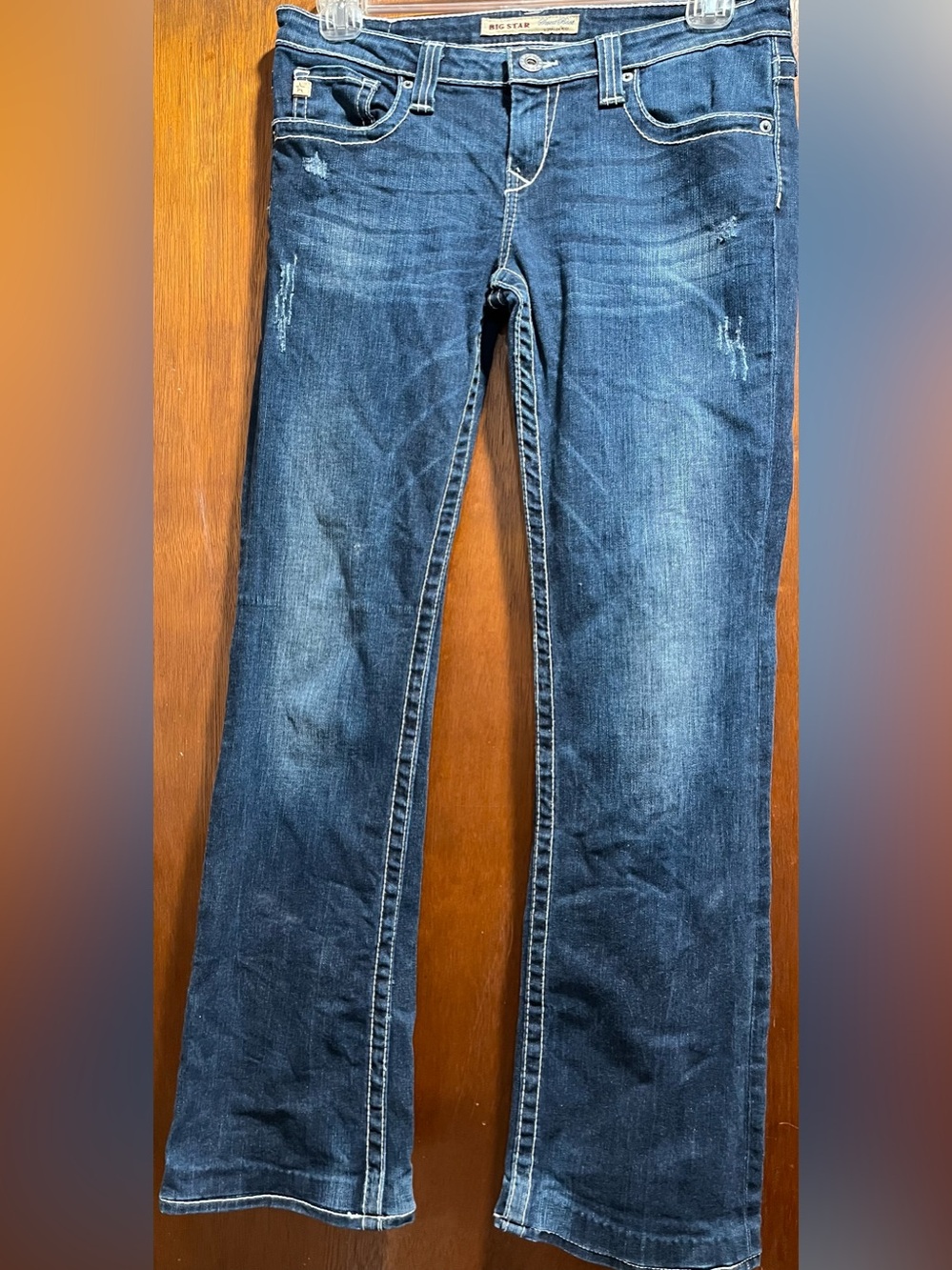 Wo Blue Straight-Leg Jeans